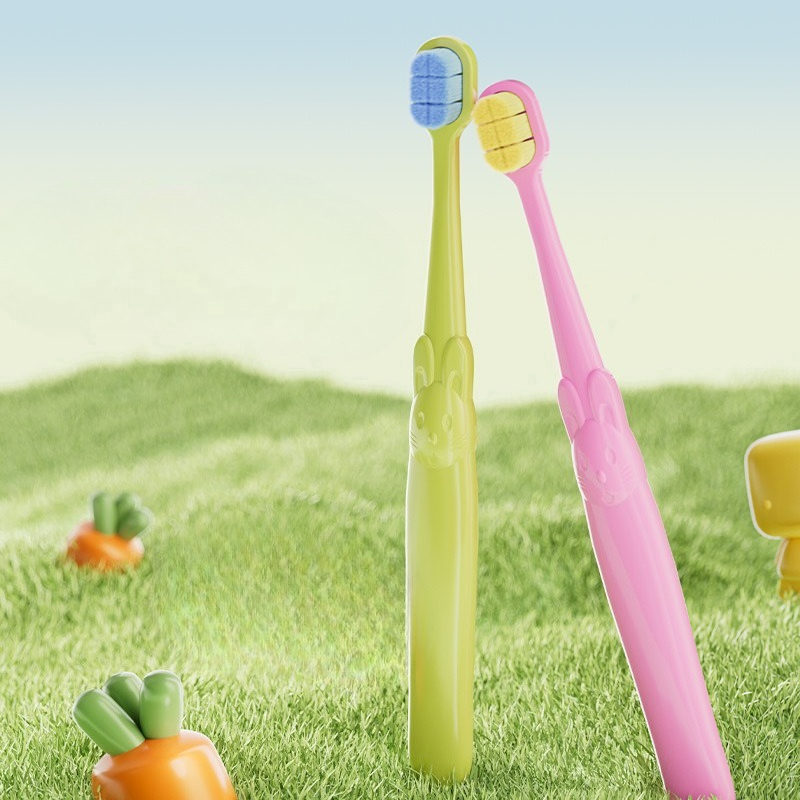 لطيف أرنب على شكل فرشاة أسنان  - مراجعة Teeth Whitening Brush وسعره