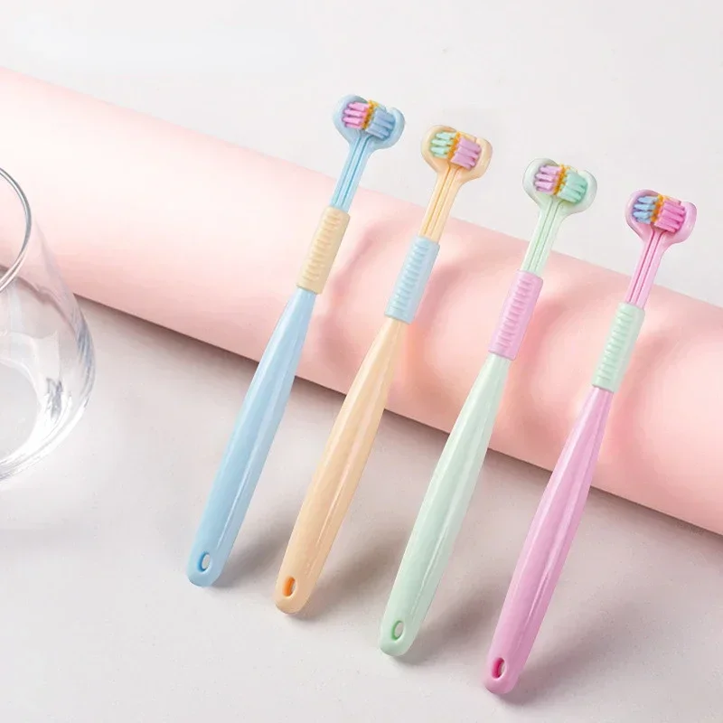 فرشاة بين الأسنان لتنظيف الأسن - مراجعة Teeth Whitening Brush وسعره
